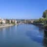 Река Адидже в Вероне, вид с одного из мостов.