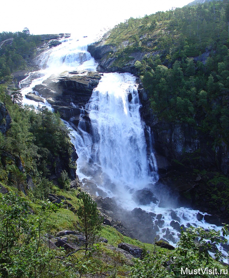 Водопад Nyastolfossen