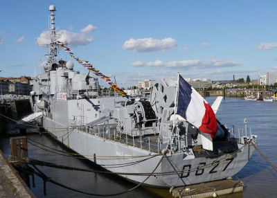 Французский эсминец «Майе-Брезе» в Нанте