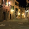 Вечер, улочки города Сиены