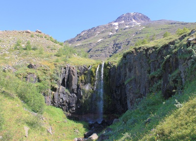 Водопад в восточных фьордах
