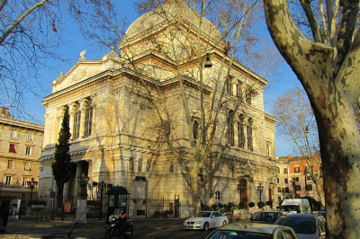Большая синагога в Риме