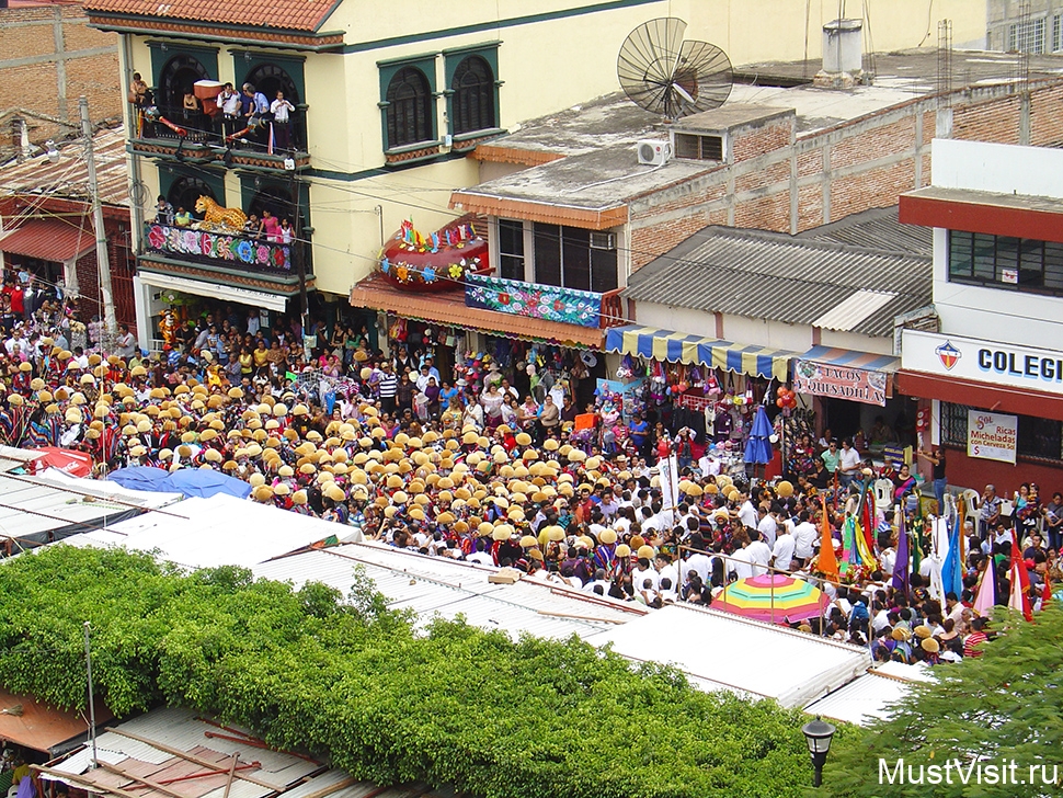 Фестиваль штата Чапас в городе Чьяпа-де-Корсо