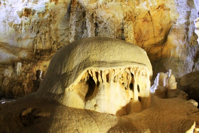 Пещера Эмине баир Хосар(мамонтова)