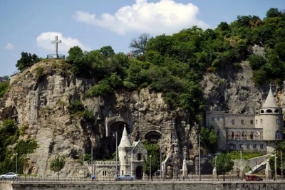 Пещерная церковь горы Геллерт