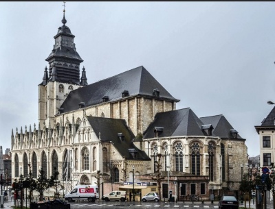 Церковь Нотр-Дам де ла Шапель в Брюсселе