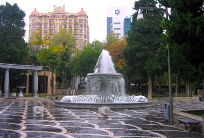Площадь Фонтанов в Баку