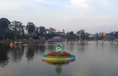 Озеро Xuan Huong в Далате