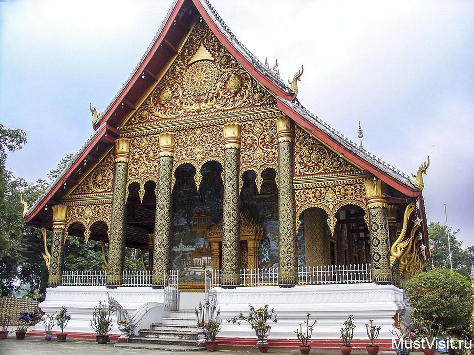 Wat Mahathat “Temple of the Great Stupa” в Луангпхабанге
