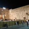 Вечер в Иерусалиме у стены плача