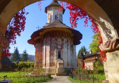 Монастырь  Молдовица