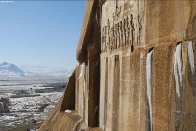 Бехистунская надпись - клинописный текст на скале Бехистун (Бисутун)