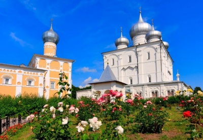 Спасо-Преображенский Варлаамо-Хутынский женский монастырь в Великом Новгороде