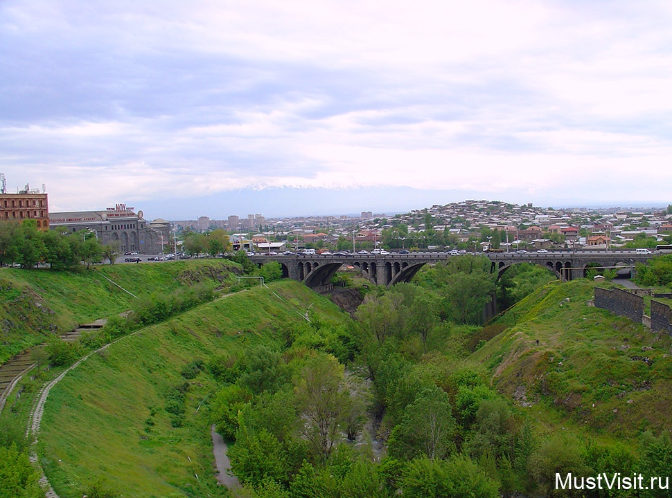 Мост Победы (Ахтанак) в Ереване