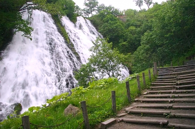 Водопад Oshinkoshin