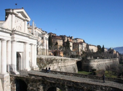 Порта Сан-Джакомо в Бергамо