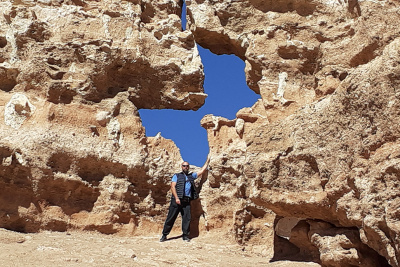 Природное окно в Чарынском каньоне