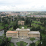 Апостольский дворец - официальная резиденция Папы, сады в Ватикане