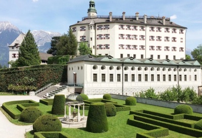 Дворец Амбрас в Инсбруке