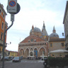 Город Падуя, вид на фасад базилики Святого Антония.