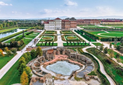 Королевский дворец Венария в Турине