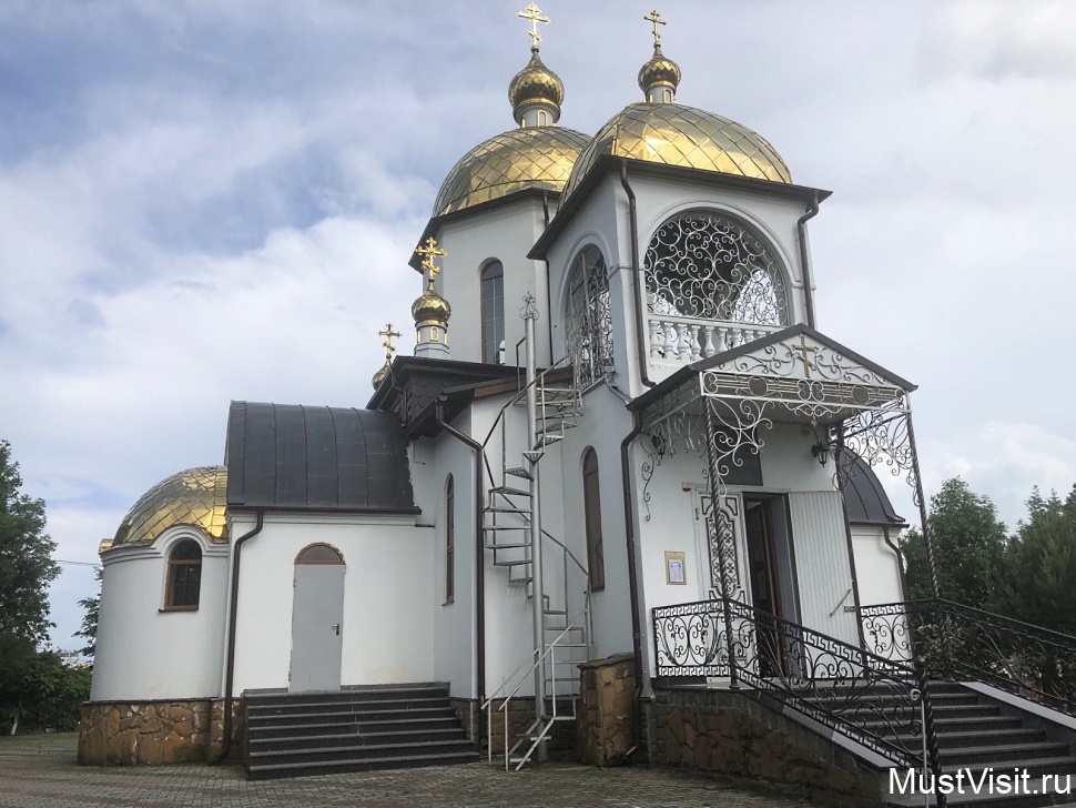 Церковь Петра и Павла в Xрамовом комплексе в Ессентуках.