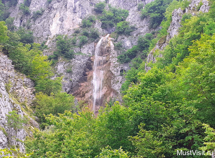 Водопад Скакавица в Дурмиторе