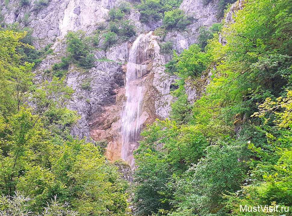 Водопад Скакавац в Дурмиторе