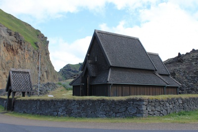 Деревянная церковь на о. острове Хеймаэй