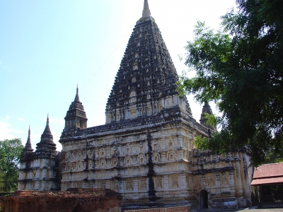 Храм Махабодхи в Багане