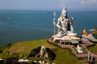 Статуя Шивы Мурудешвара