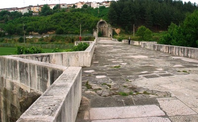 Мост Юстиниана (Мост Бешкёпрю)