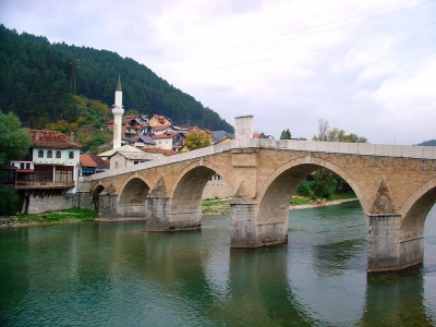 Старый мост в Конице