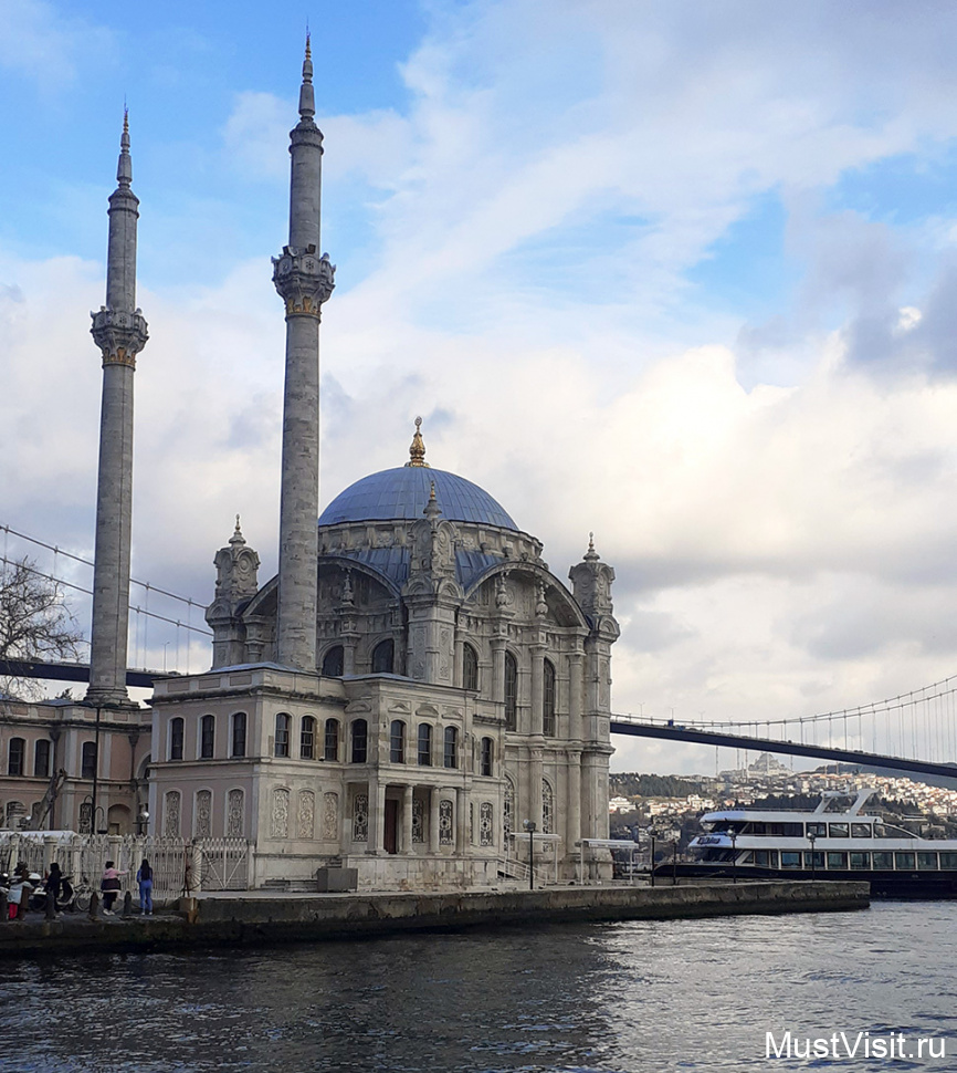 Мечеть Ортакей в Стамбуле