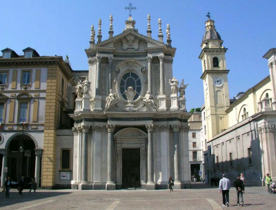 Церковь ди Сан-Карло-Борромео в Турине