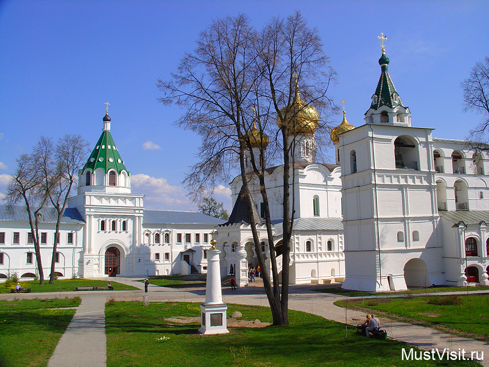 Ипатьевский монастырь в Костроме