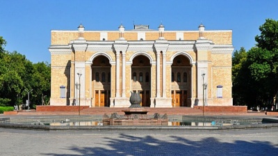 Большой театр им. Алишера Навои в Ташкенте