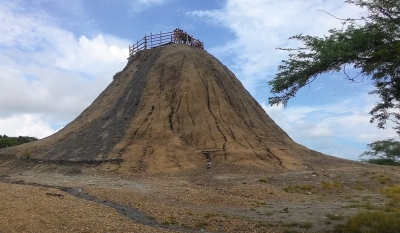 Грязевой вулкан Тотумо