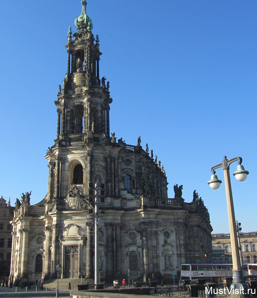 Кафедральный собор Хофкирхе в Дрездене