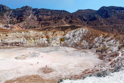 Вулканический кратер Стефанос на острове Нисирос
