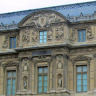 Лувр в Париже, фрагмент экстерьера здания