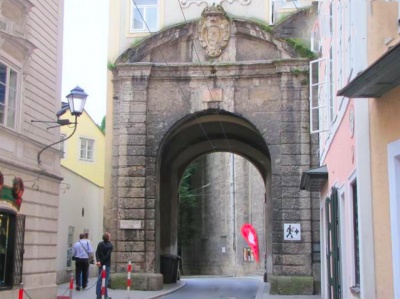 Ворота Штейнтора в Зальцбурге