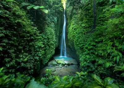 Водопад Леке Леке  о. Бали