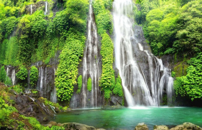 Водопад Баньюмала  о. Бали
