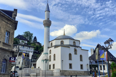 Мечеть Эсме Султании в Яйце
