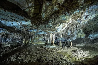 Мраморная пещера в Косово